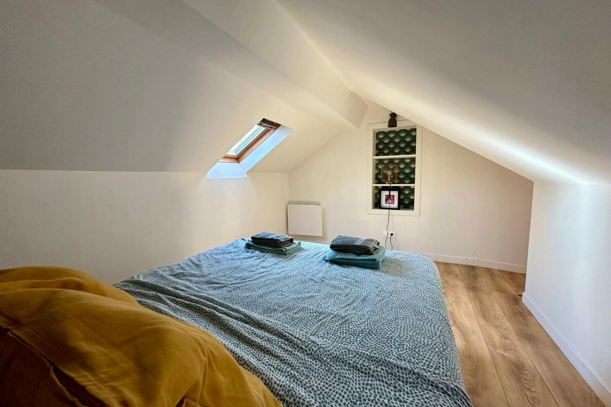 Charming Duplex In The Heart Of Fontainebleau